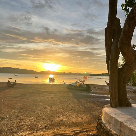Rimlay Bay View Villa Đảo Koh Yao Noi Ngoại thất bức ảnh